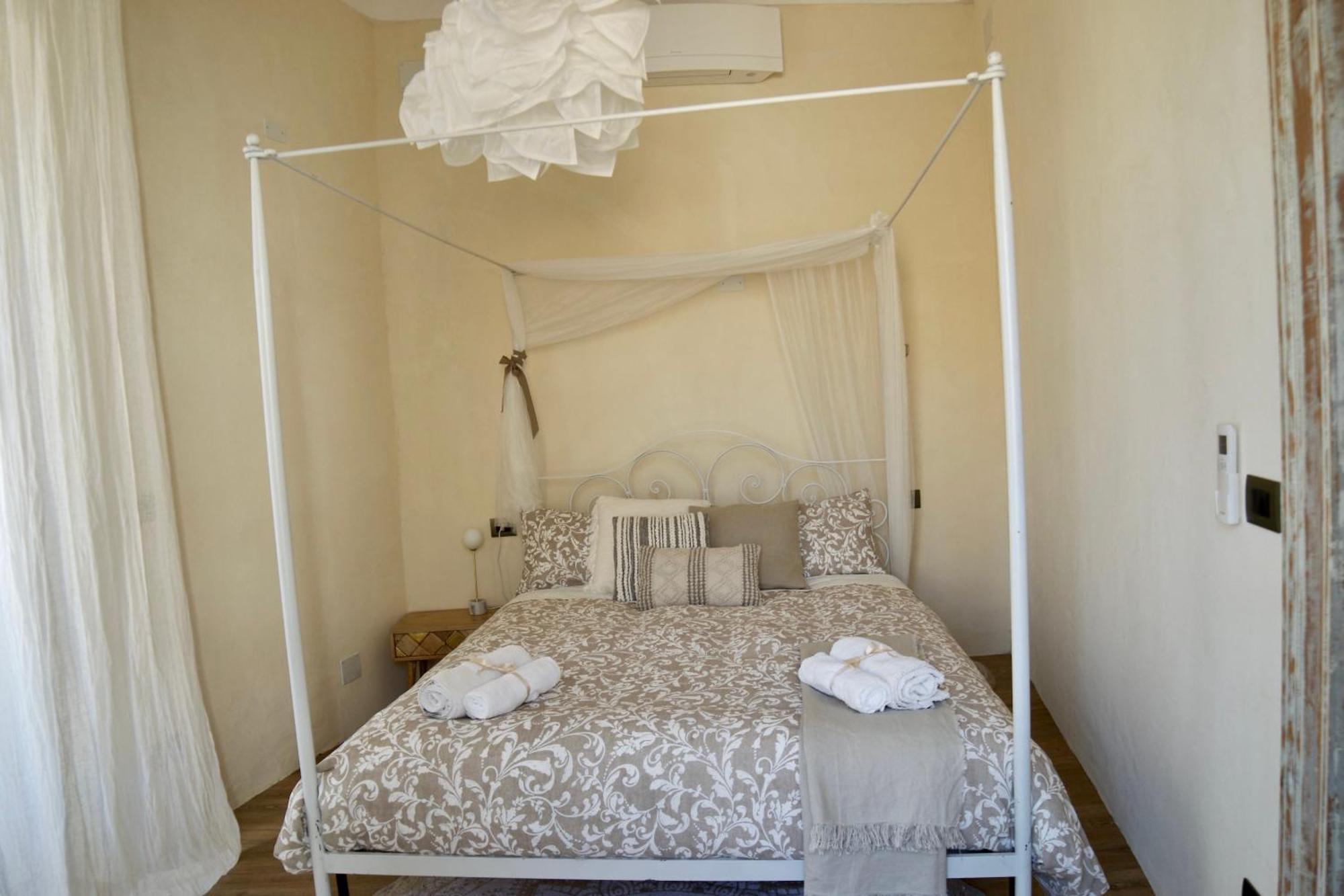 Ai Due Mori Apt By Addler House Ospitality Noto Exterior photo